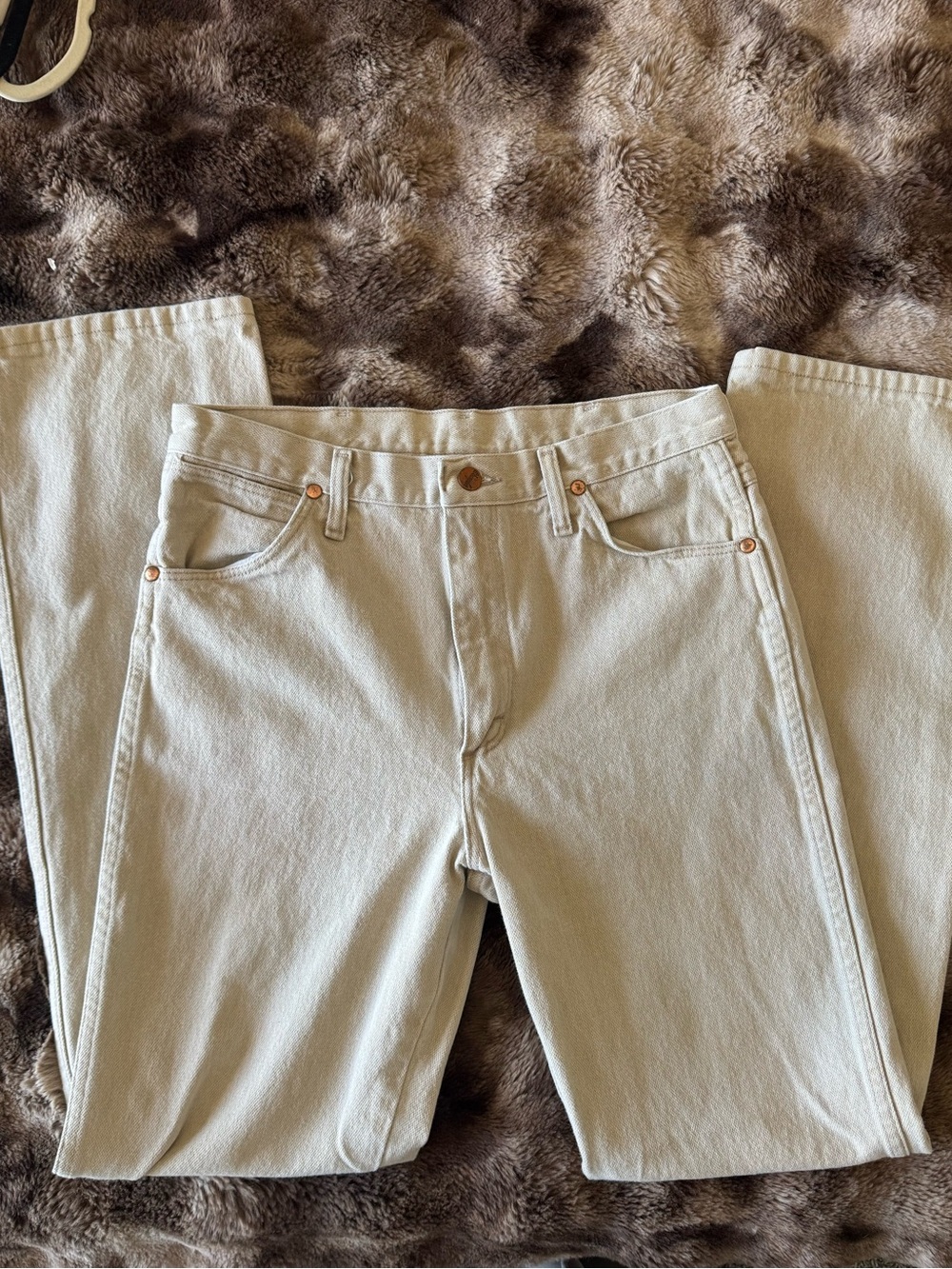 Wrangler Cream Straight-Leg Jeans